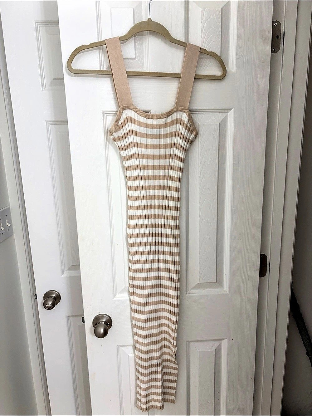 Merokeety Sleeveless Square Neck Striped Knit Midi Dress Beige & White Medium
